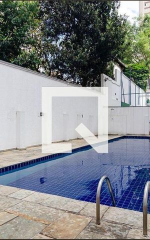 Apartamento para alugar com 202m², 2 quartos e 3 vagas Apartamento para alugar com 202m², 2 quartos e 3 vagasÁrea comum - Piscina