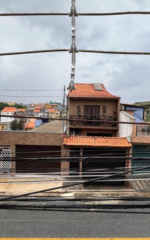 Casa à venda com 250m², 4 quartos e 3 vagas Casa à venda com 250m², 4 quartos e 3 vagasVista da Sacada - Casa 1