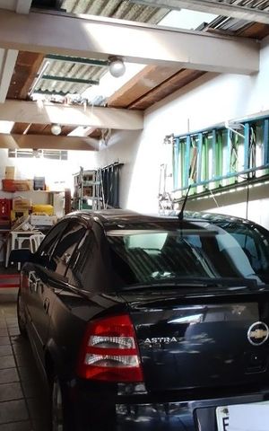 Casa à venda com 300m², 3 quartos e 4 vagas Casa à venda com 300m², 3 quartos e 4 vagasGaragem