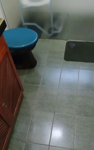 Casa à venda com 300m², 3 quartos e 4 vagas Casa à venda com 300m², 3 quartos e 4 vagasBanheiro