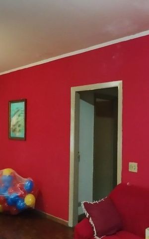 Casa à venda com 300m², 3 quartos e 4 vagas Casa à venda com 300m², 3 quartos e 4 vagasSala