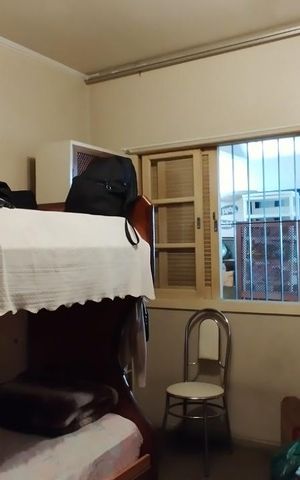 Casa à venda com 300m², 3 quartos e 4 vagas Casa à venda com 300m², 3 quartos e 4 vagasQuarto