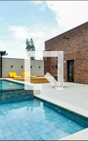 Apartamento à venda com 79m², 2 quartos e 1 vaga Apartamento à venda com 79m², 2 quartos e 1 vagaPiscina