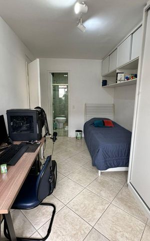 Apartamento à venda com 300m², 4 quartos e 2 vagas Apartamento à venda com 300m², 4 quartos e 2 vagasQuarto 2