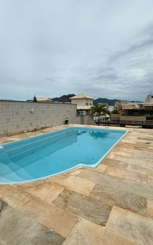 Apartamento à venda com 300m², 4 quartos e 2 vagas Apartamento à venda com 300m², 4 quartos e 2 vagasPiscina