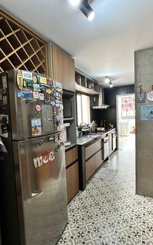 Apartamento à venda com 300m², 4 quartos e 2 vagas Apartamento à venda com 300m², 4 quartos e 2 vagasCozinha