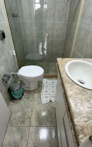 Apartamento à venda com 300m², 4 quartos e 2 vagas Apartamento à venda com 300m², 4 quartos e 2 vagasBanheiro do Quarto 2