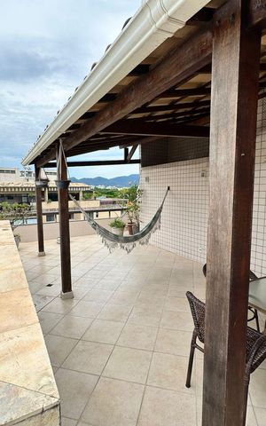 Apartamento à venda com 300m², 4 quartos e 2 vagas Apartamento à venda com 300m², 4 quartos e 2 vagasCobertura