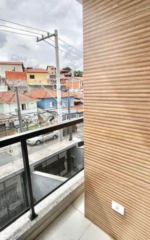 Casa para alugar com 135m², 2 quartos e 4 vagas Casa para alugar com 135m², 2 quartos e 4 vagasQuarto Suíte 2 Varanda