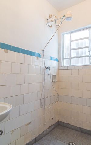 Casa de condomínio à venda com 102m², 2 quartos e 2 vagas Casa de condomínio à venda com 102m², 2 quartos e 2 vagasBanheiro