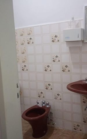 Casa para alugar com 180m², 5 quartos e 2 vagas