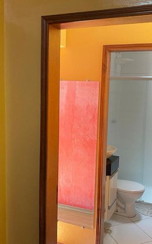 Casa à venda com 64m², 2 quartos e 2 vagasBanheiro