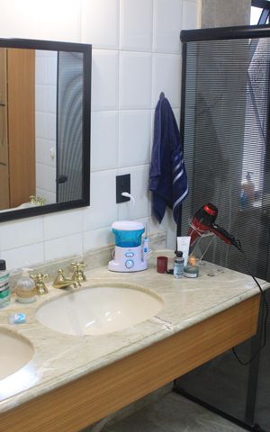 Apartamento à venda com 348m², 3 quartos e 3 vagasBanheiro da Suíte 1