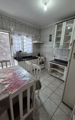 Casa à venda com 125m², 4 quartos e 2 vagas Casa à venda com 125m², 4 quartos e 2 vagasCozinha