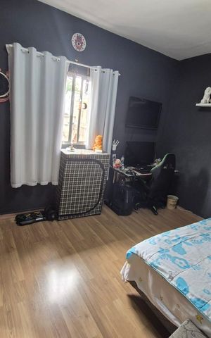 Casa à venda com 125m², 4 quartos e 2 vagas Casa à venda com 125m², 4 quartos e 2 vagasQuarto