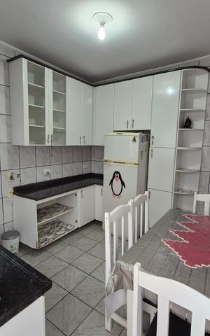 Casa à venda com 125m², 4 quartos e 2 vagas Casa à venda com 125m², 4 quartos e 2 vagasCozinha
