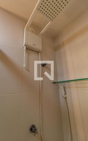 Apartamento à venda com 35m², 2 quartos e sem vaga Apartamento à venda com 35m², 2 quartos e sem vagaBanheiro