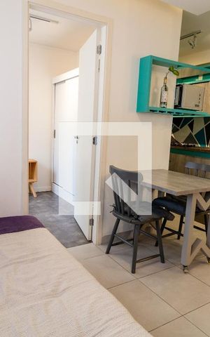 Apartamento à venda com 35m², 2 quartos e sem vaga Apartamento à venda com 35m², 2 quartos e sem vagaSala