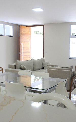 Casa à venda com 245m², 3 quartos e 4 vagasSala