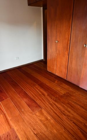 Casa à venda com 350m², 4 quartos e 6 vagasQuarto 4 - Suíte