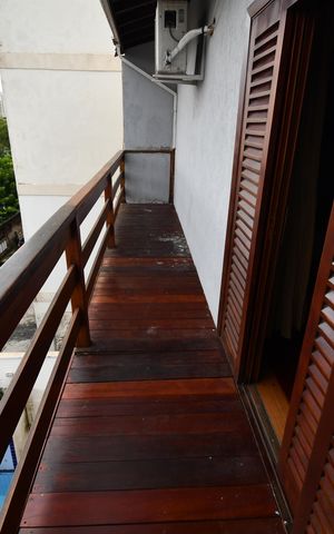 Casa à venda com 350m², 4 quartos e 6 vagasQuarto 3 - Suíte Sacada