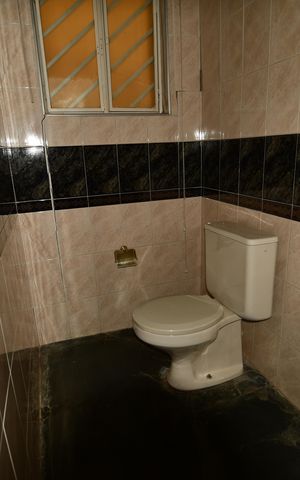 Casa à venda com 350m², 4 quartos e 6 vagasLavabo