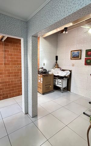 Casa para alugar com 200m², 3 quartos e 2 vagasQuintal