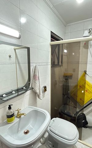 Casa para alugar com 200m², 3 quartos e 2 vagasBanheiro 1