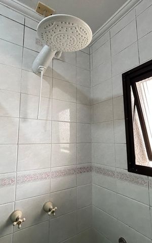 Casa para alugar com 200m², 3 quartos e 2 vagasBanheiro da Suíte 2