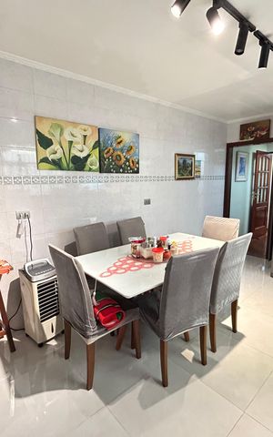 Casa para alugar com 200m², 3 quartos e 2 vagasCozinha