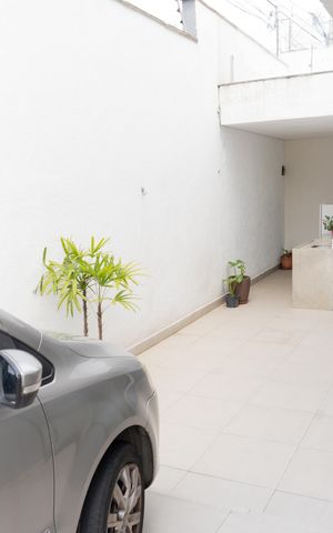 Casa à venda com 360m², 5 quartos e 4 vagasGaragem 2