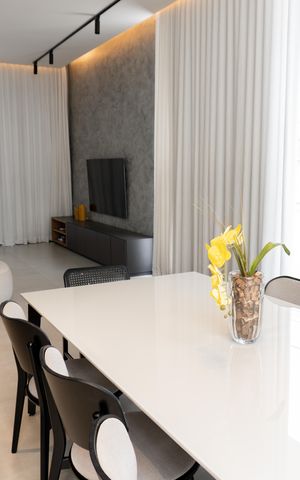 Casa à venda com 360m², 5 quartos e 4 vagasSala 1