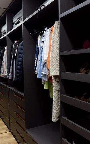 Casa à venda com 360m², 5 quartos e 4 vagasSuíte 1 - Closet