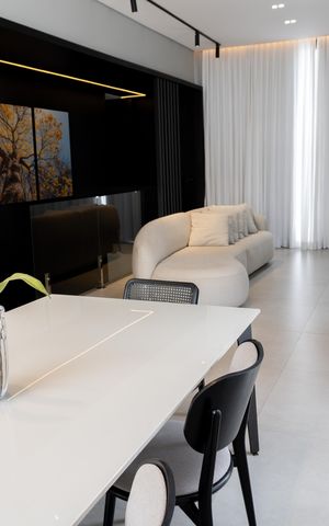 Casa à venda com 360m², 5 quartos e 4 vagasSala 1