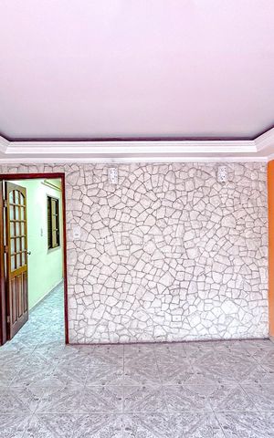 Casa à venda com 180m², 3 quartos e 1 vagaSala