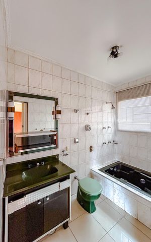 Casa à venda com 180m², 3 quartos e 1 vagaBanheiro da Suíte