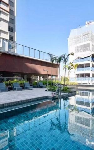 Studio à venda com 28m², 1 quarto e sem vaga Studio à venda com 28m², 1 quarto e sem vagaÁrea comum - Piscina