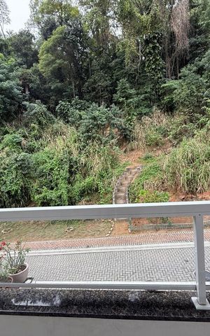 Casa de condomínio à venda com 214m², 3 quartos e 2 vagasÁrea externa