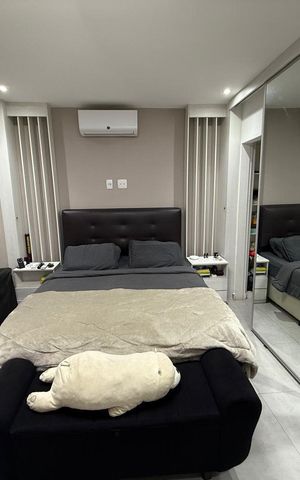 Casa de condomínio à venda com 214m², 3 quartos e 2 vagasQuarto