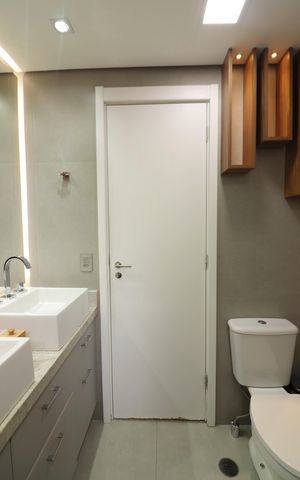 Apartamento à venda com 147m², 3 quartos e 2 vagasSuíte 1 Banheiro 