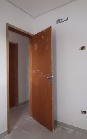 Casa à venda com 83m², 3 quartos e 2 vagasQuarto 2 