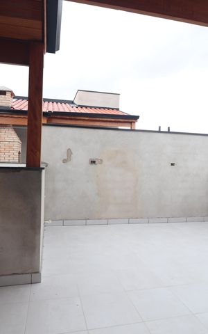 Casa à venda com 83m², 3 quartos e 2 vagasCobertura