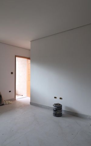 Casa à venda com 83m², 3 quartos e 2 vagasSala