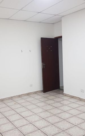Casa à venda com 161m², 3 quartos e 2 vagas Casa à venda com 161m², 3 quartos e 2 vagasQuarto