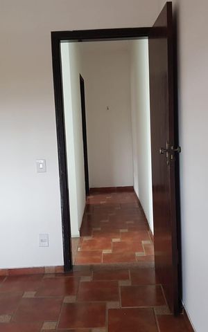 Casa à venda com 161m², 3 quartos e 2 vagas Casa à venda com 161m², 3 quartos e 2 vagasQuarto