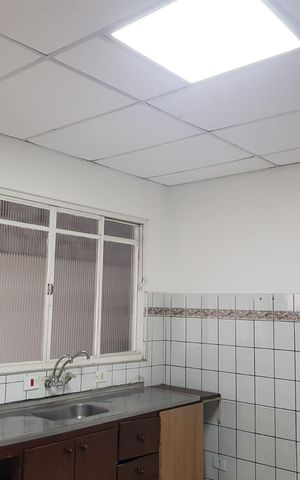 Casa à venda com 161m², 3 quartos e 2 vagas Casa à venda com 161m², 3 quartos e 2 vagasCozinha