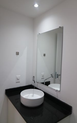 Apartamento à venda com 77m², 2 quartos e 1 vagaBanheiro