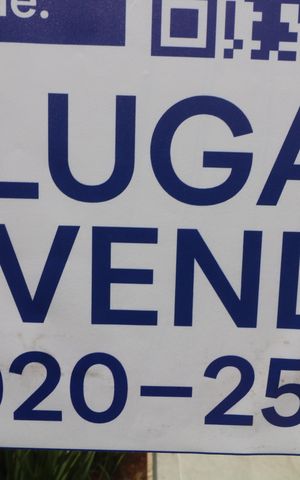 Apartamento à venda com 77m², 2 quartos e 1 vagaFachada