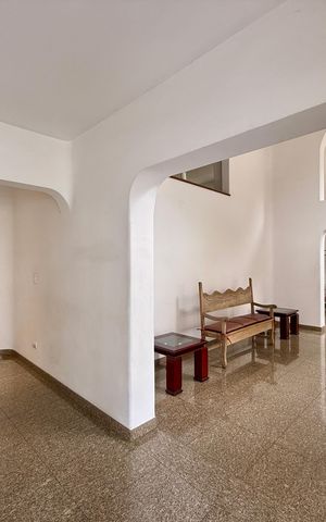Apartamento à venda com 320m², 4 quartos e 4 vagas Apartamento à venda com 320m², 4 quartos e 4 vagasHall Social Bloco