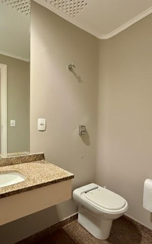 Apartamento à venda com 320m², 4 quartos e 4 vagas Apartamento à venda com 320m², 4 quartos e 4 vagasLavabo